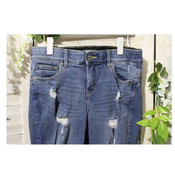 Torrid Bombshell Skinny Distressed Jeans - Picture 3 of 7